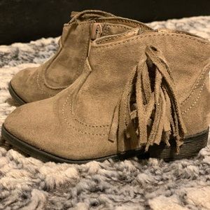 Toddler girls garanimal ankle boots size 6